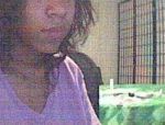 Una giovane nera mostra le tette in cam #1