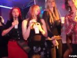 Donne mature che scopano al pub #1